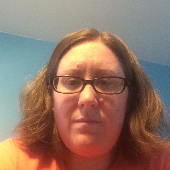 Meet your Posher, Allison - Picture 1 of 1